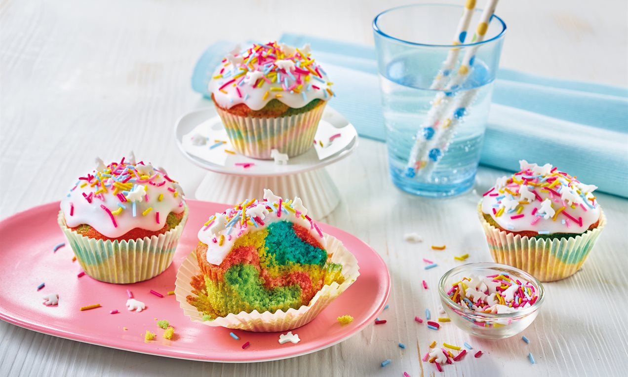 Bunte Muffins Rezept | Dr. Oetker