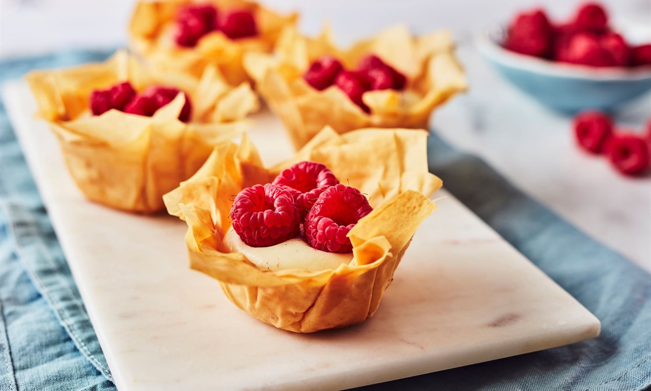 Lemon and Raspberry Filo Tarts Recipe | Dr. Oetker