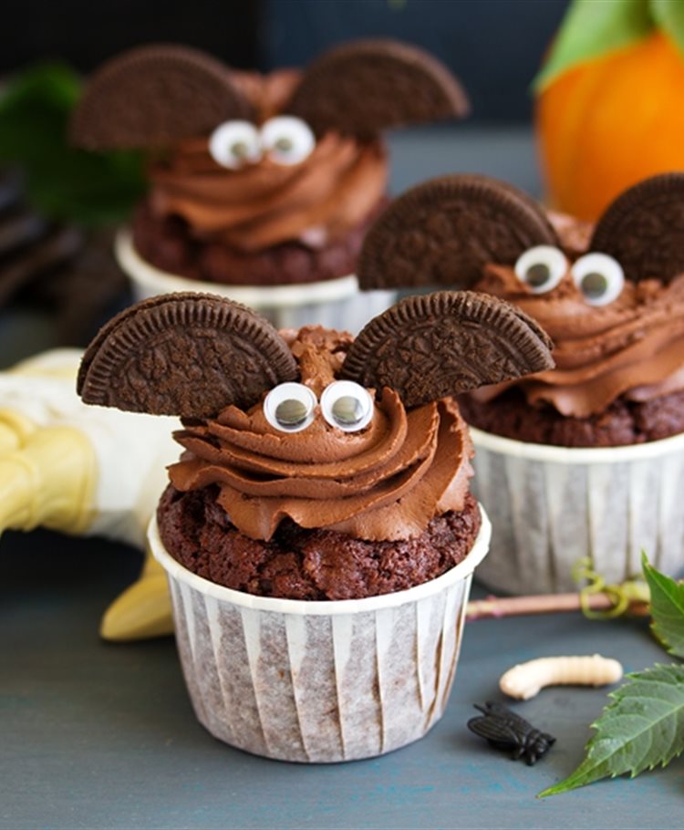 Bat Chocolate Cupcakes