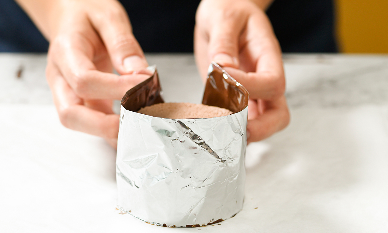 Kuvertüre Alu-Streifen Ausschnitt DSC8012