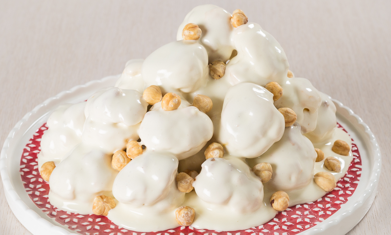 Profiteroles al cioccolato bianco