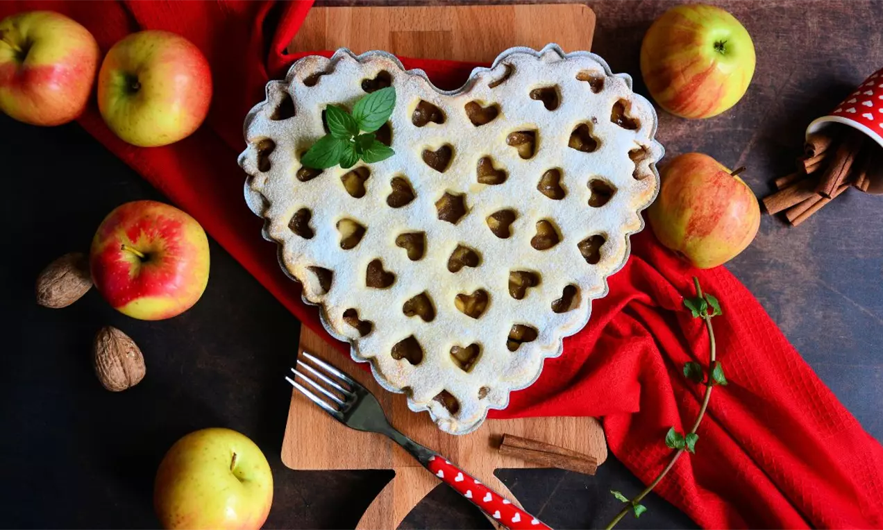 Sočan kolač sa ukusom jabuke
