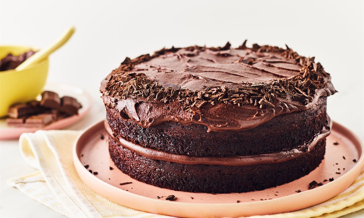 Ultimate Vegan Chocolate Cake Recipe | Dr. Oetker