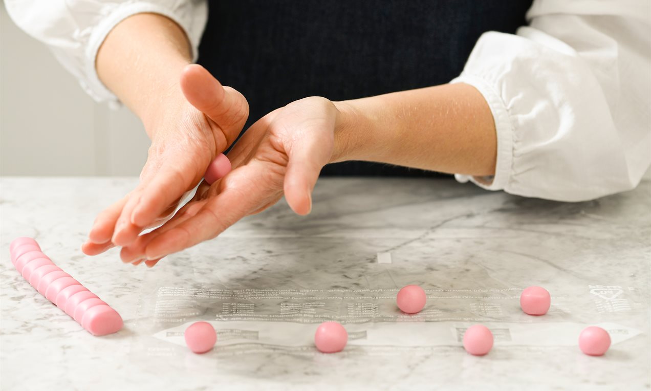 Rosen per Hand modellieren-5652 ret бг