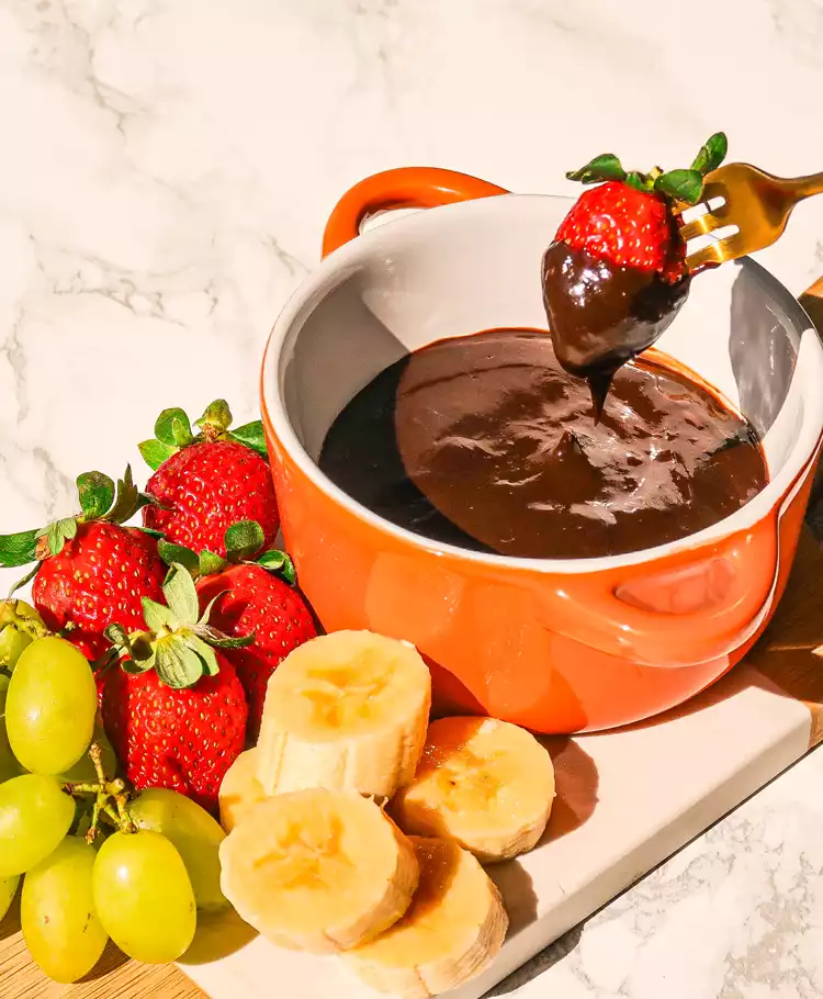 RECEITA DE FONDUE DE CHOCOLATE - Imeltron