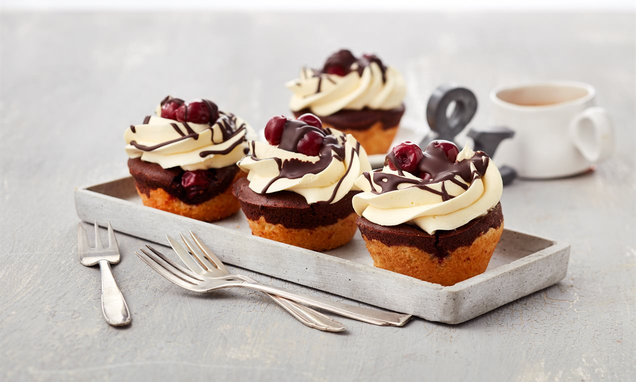 Donauwellen-Creme Mit Kirschen Rezept