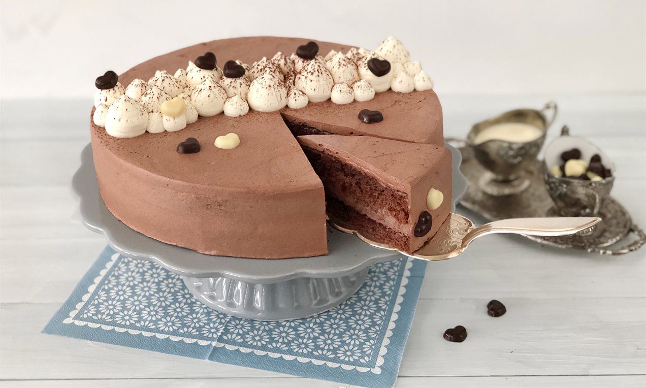 Schokoladencreme-Torte Rezept | Dr. Oetker