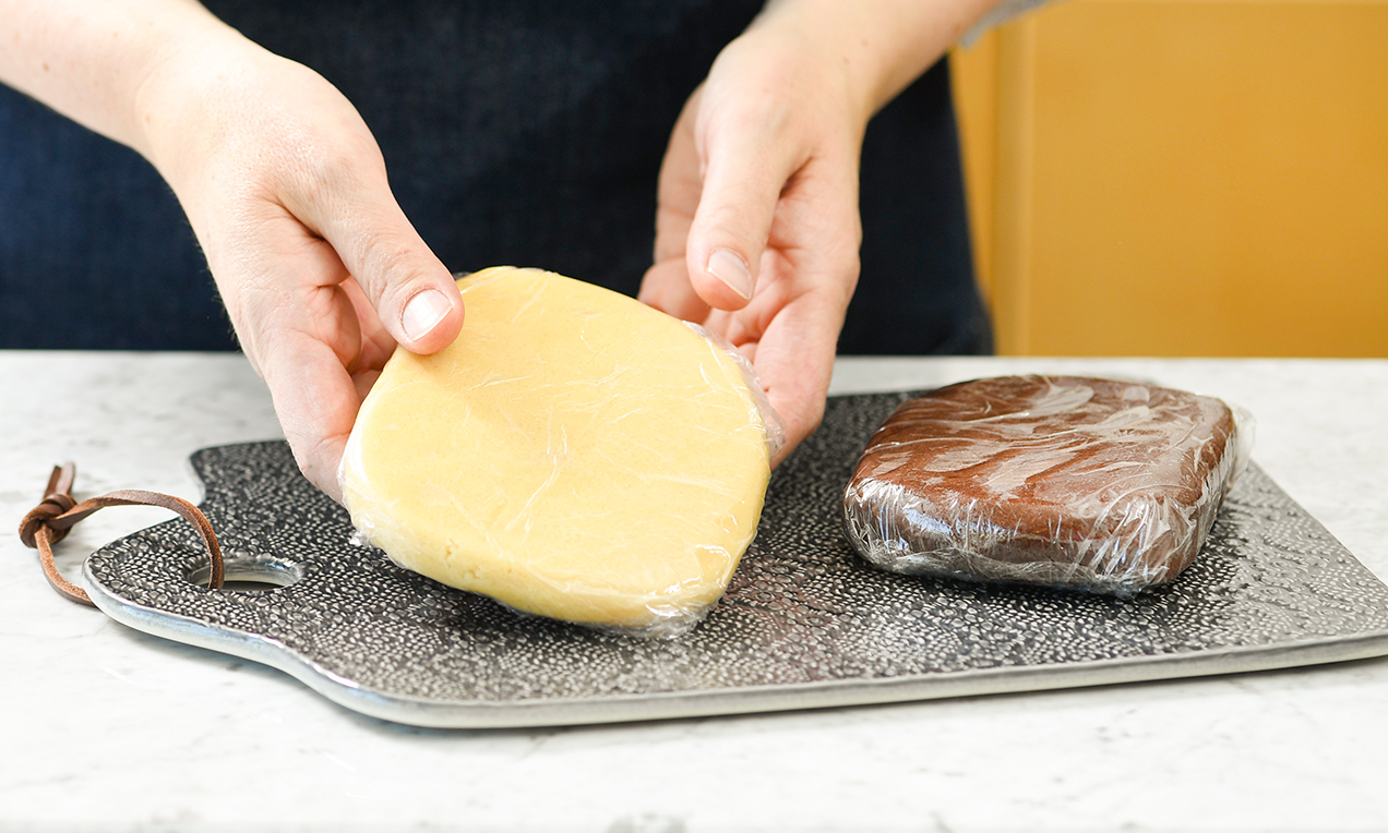 Teig-Ziegelsteine Frischhaltefolie DSC9445 ausschnitt бг