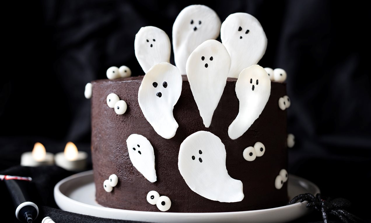 Halloween layer cake recipe