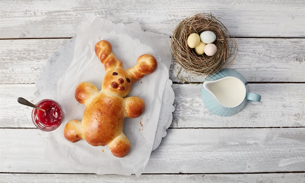 Osterhasen Aus Hefeteig Rezept Dr Oetker