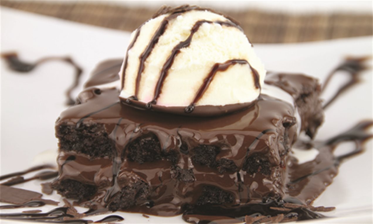 Brownies with Ice Cream Recipe Dr. Oetker
