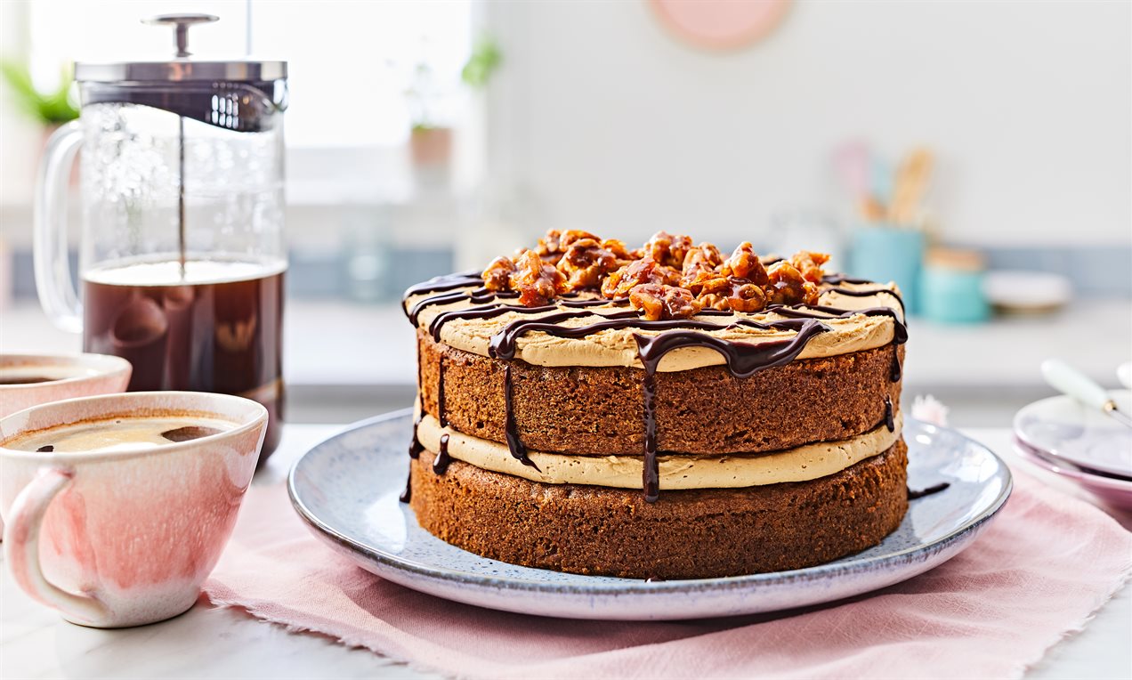 GF Coffee and Walnut Cake Recipe | Dr. Oetker