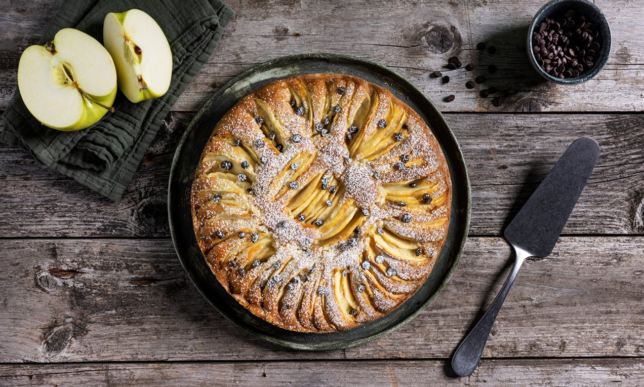 Torta di mele con gocce di cioccolato