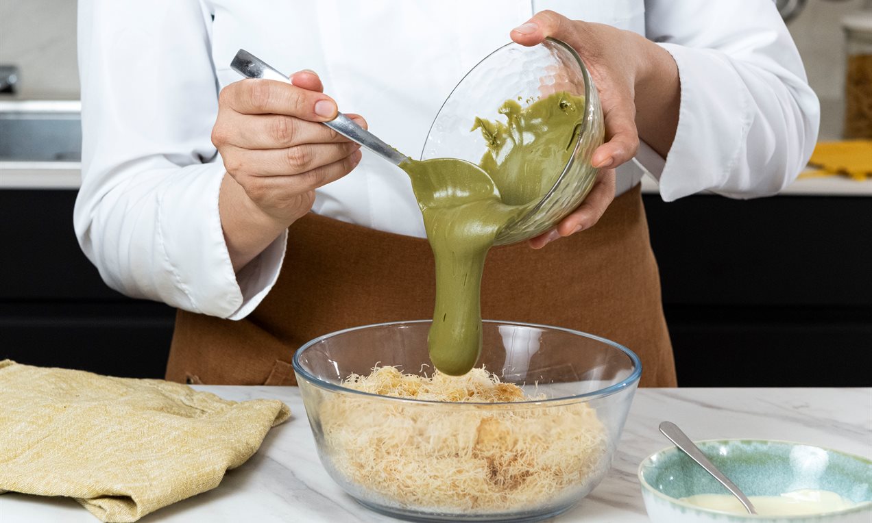 Step_dubai cake (12)