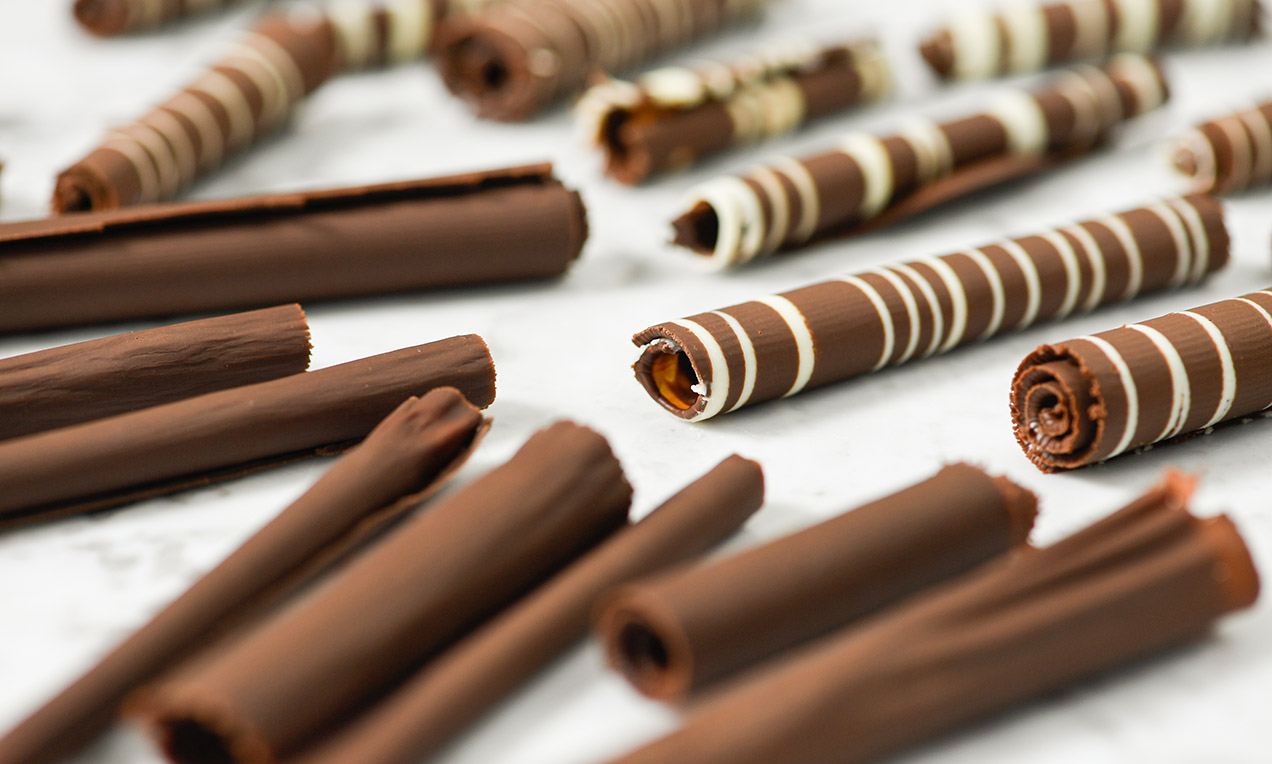 Zweifarbige Röllchen Ausschnitt DSC8296