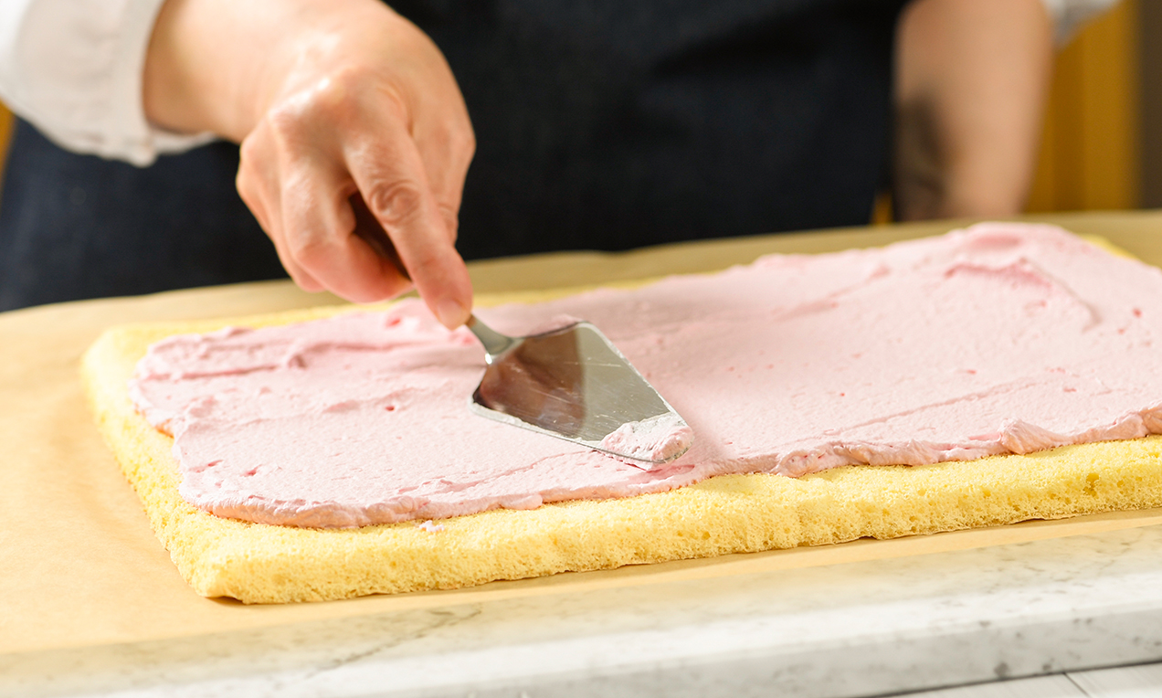 Creme verstreichen Ausschnitt DSC6102 бг