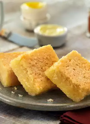 Como fazer BOLO DE MILHO cremoso!  Aprenda a fazer BOLO DE MILHO CREMOSO!  E se quiser ainda mais cremoso, deixe apenas 30 minutos no forno!  Ingredientes para o bolo de milho