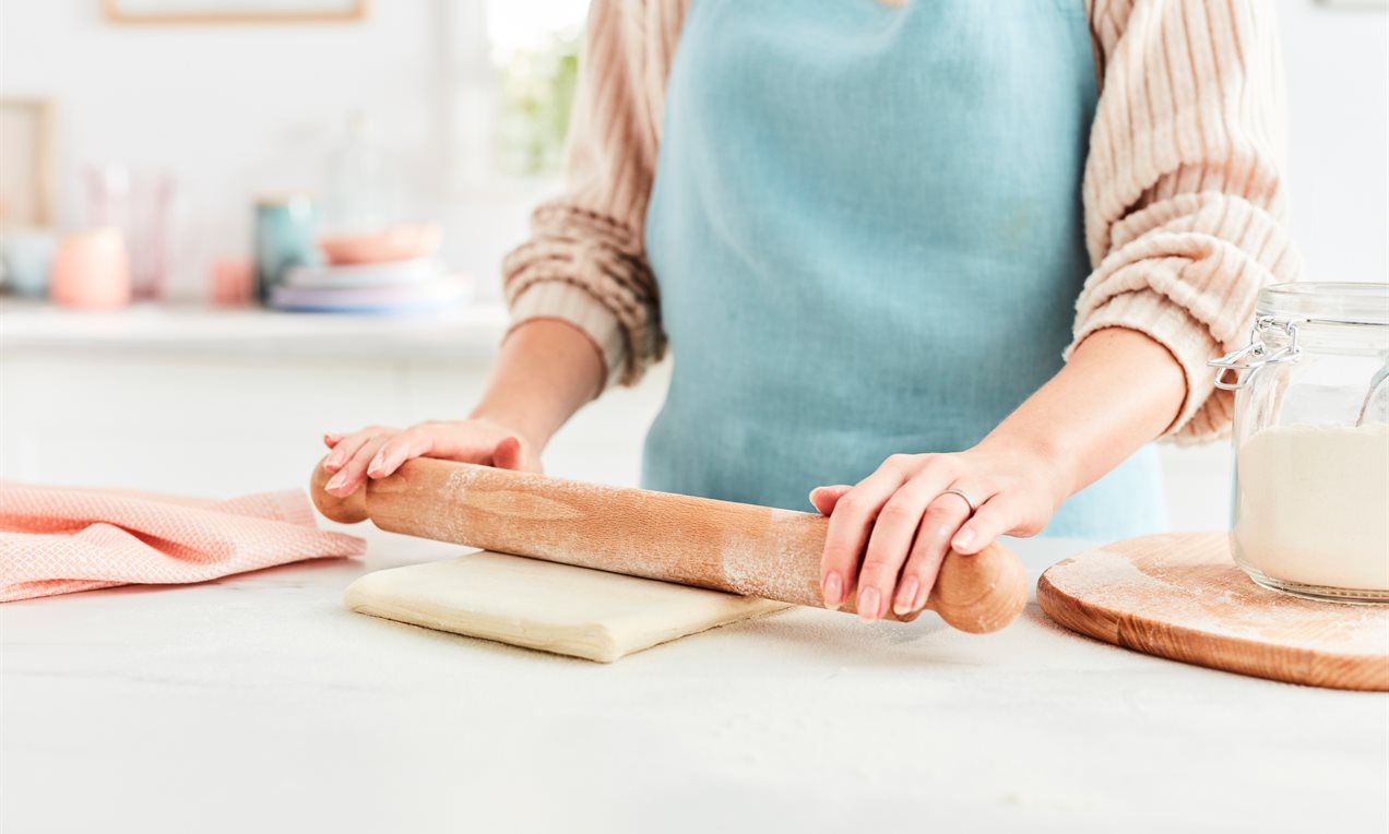 Blind bake rolling out