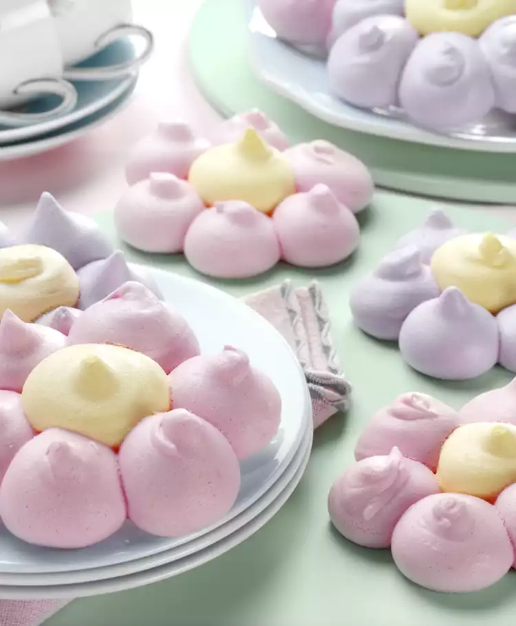 Lemon Meringue Flowers Recipe | Dr. Oetker