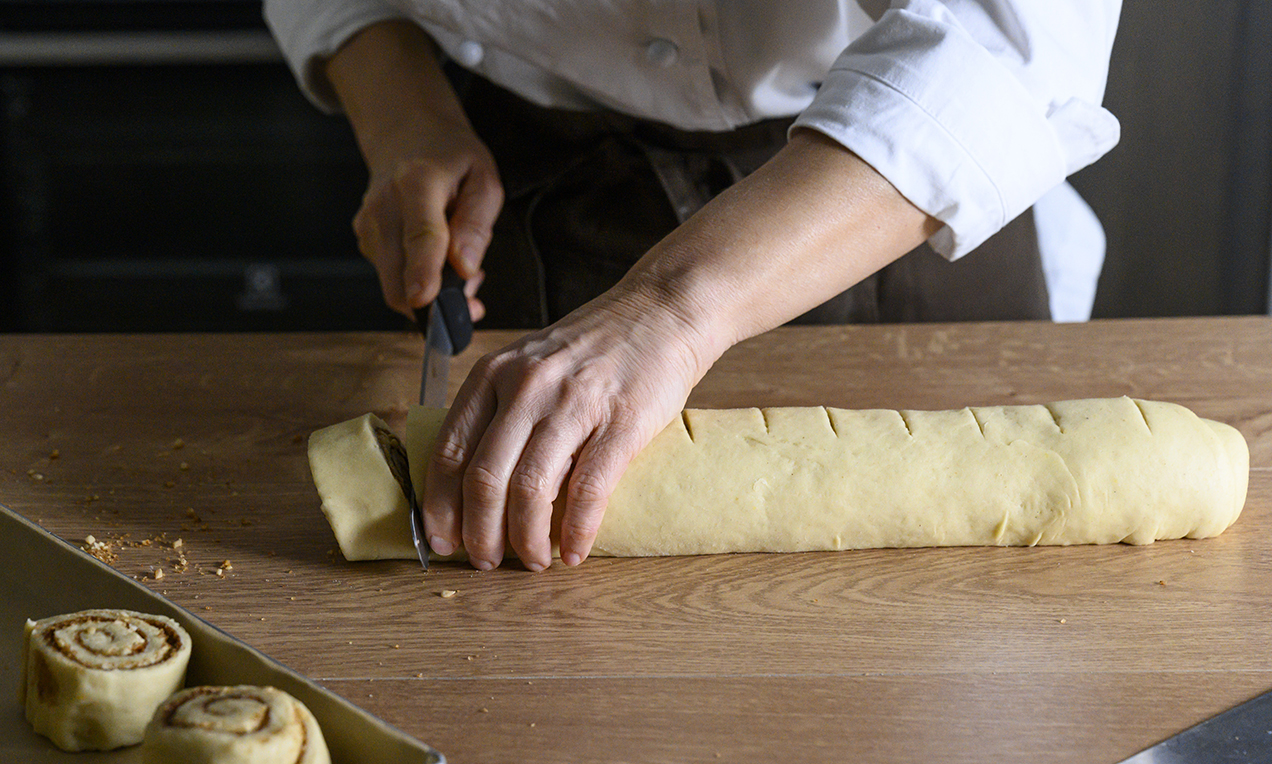 Step_cinnamon roll (20)