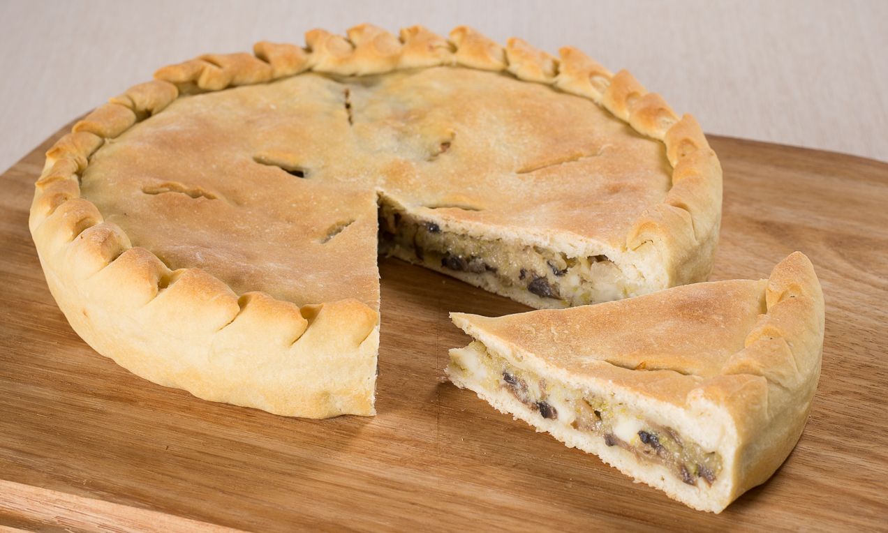 Torta salata con porri, funghi e taleggio