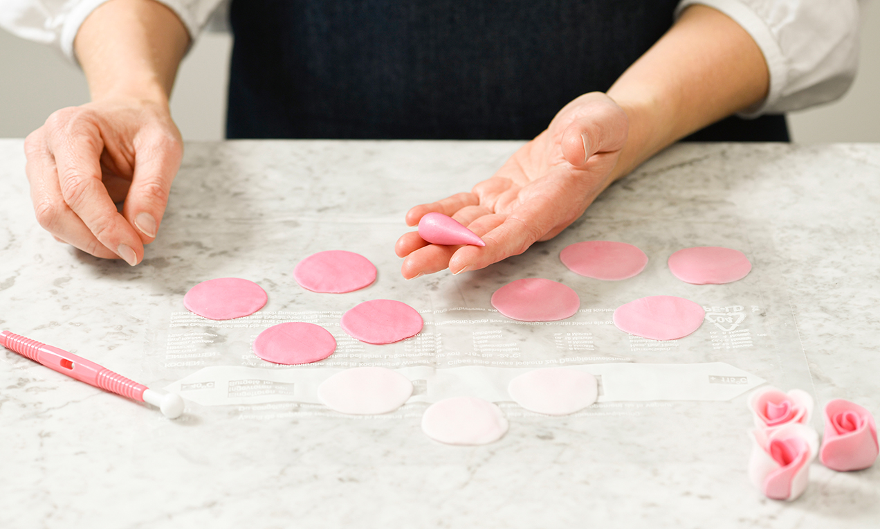 Rosen 3farbig-5579 ret Ausschnitt бг