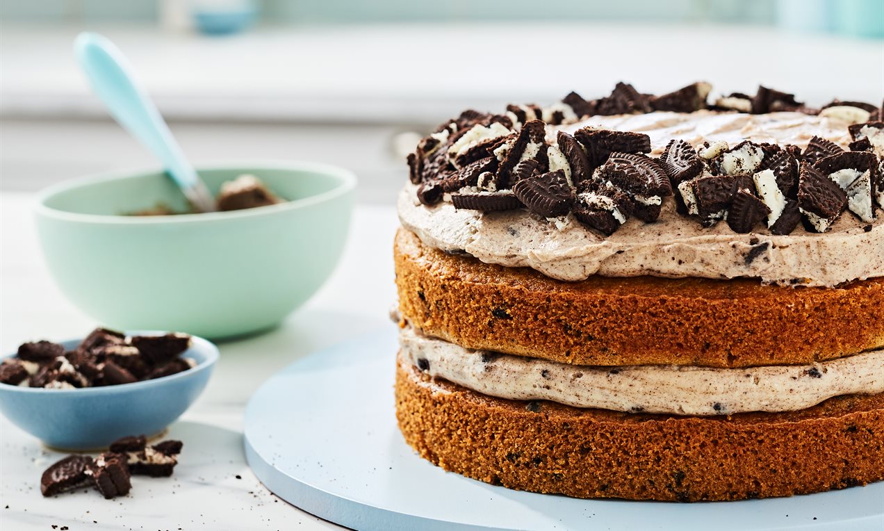Cookies and Cream Cake Recipe | Dr. Oetker