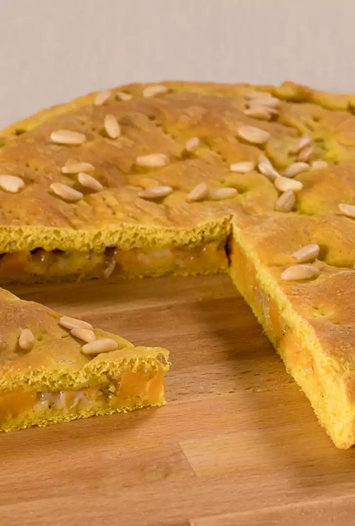 focaccia alla curcuma ricettario a misura 1.jpg