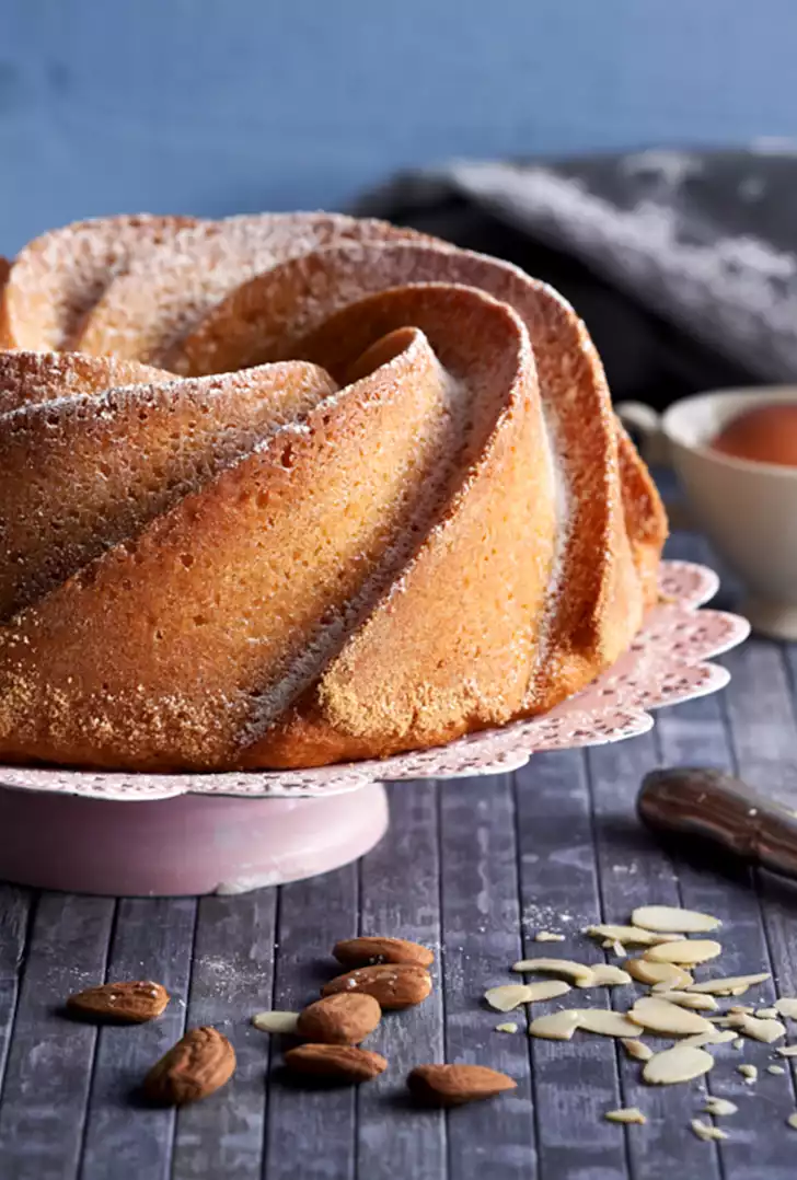 CIAMBELLONE ALLO YOUGURT A MISURA.jpg