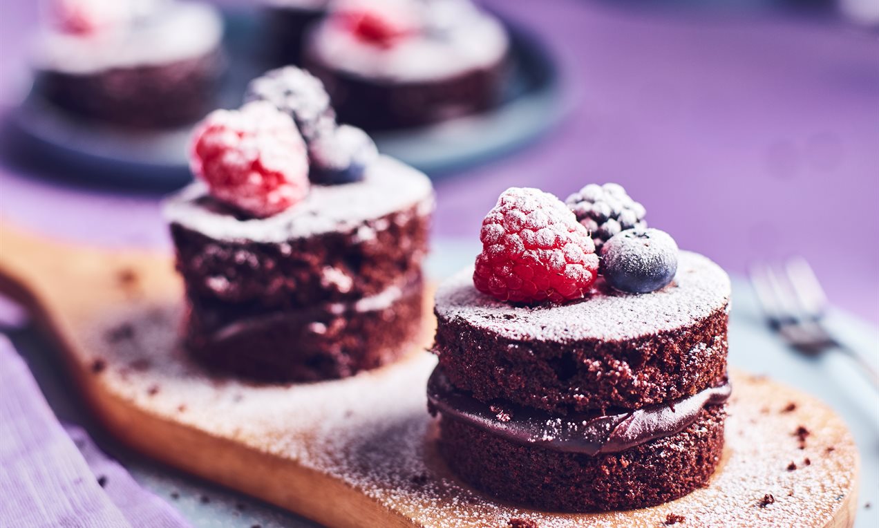 Mini Chocolate Victoria Sponge Cakes