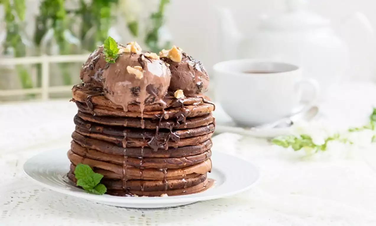 Ice Cream Chocolate Pancakes Recipe | Dr. Oetker