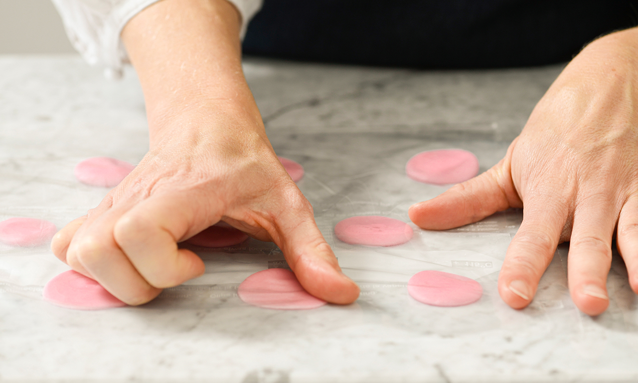 Rosen per Hand modellieren-5673 ret Ausschnitt бг