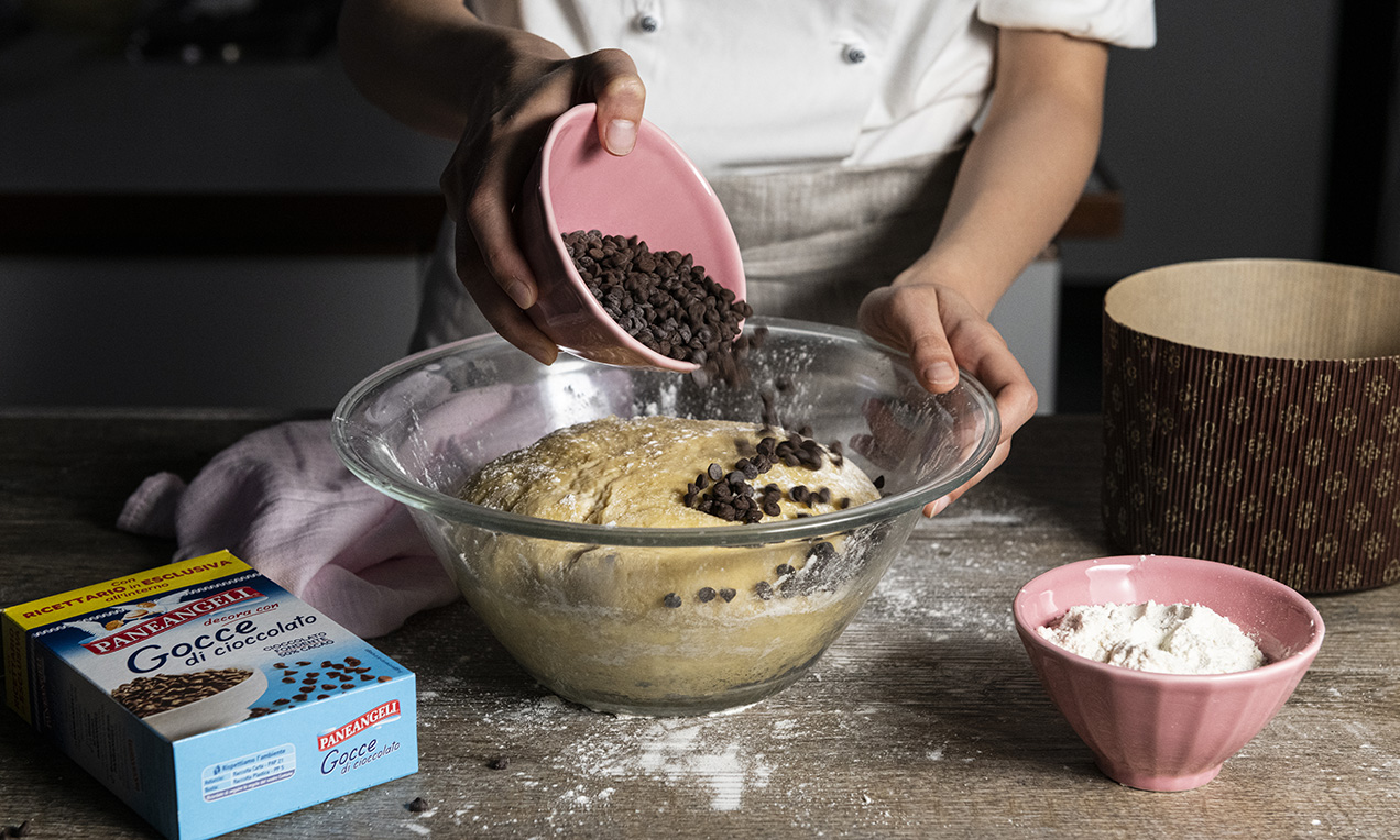 Step_panettone casalingo al cioccolato (8)