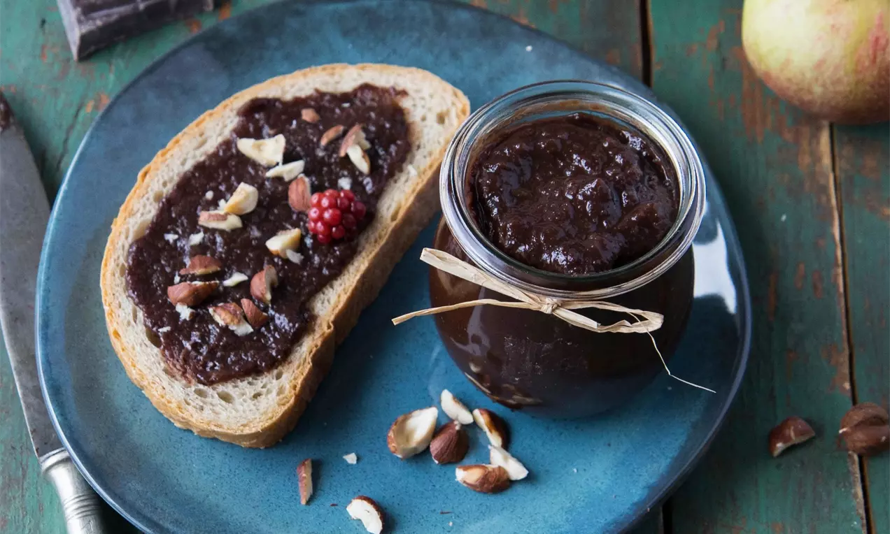 Jablkovo kakaová pomazánka ,,Nutela“