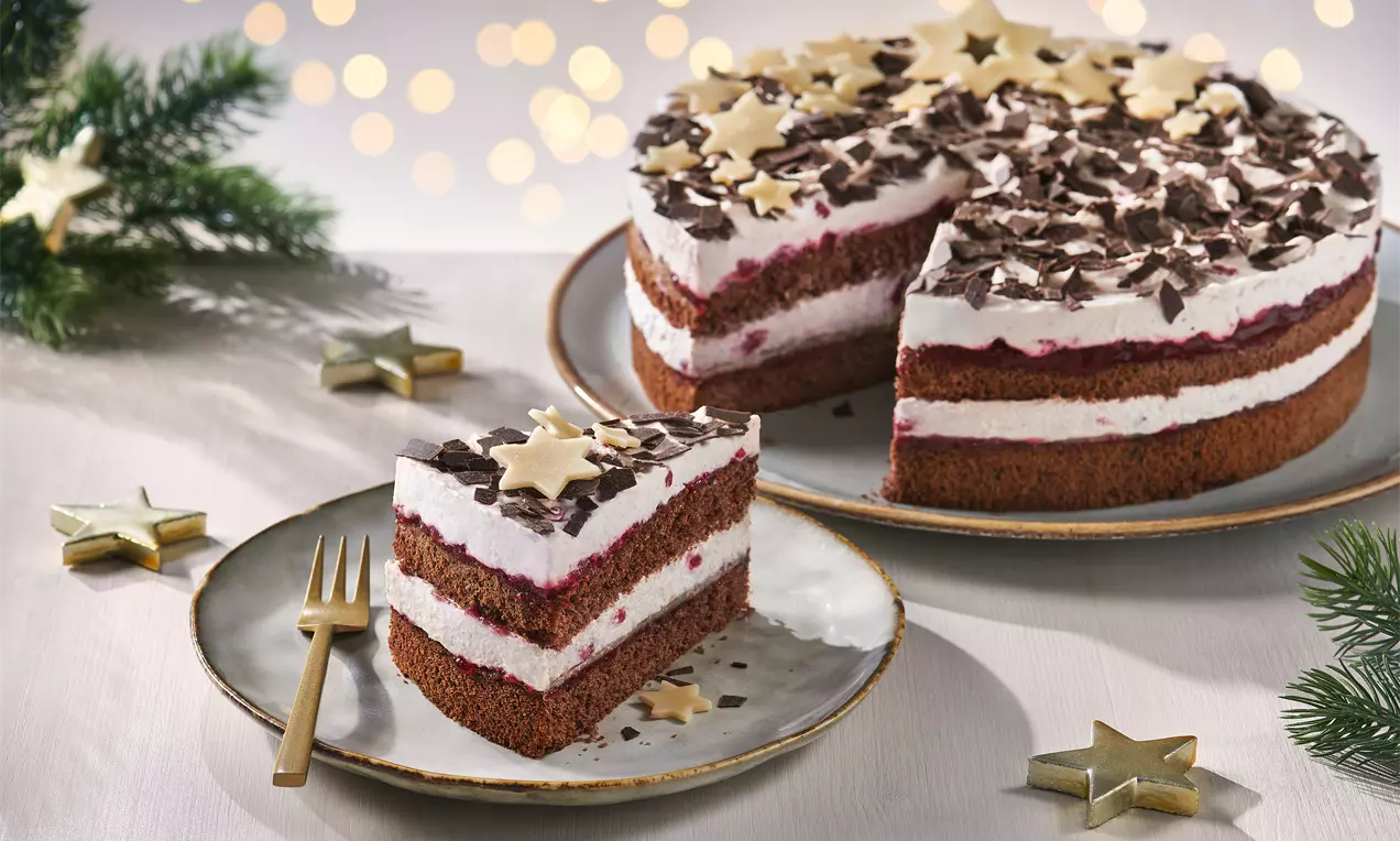 badem ezmeli yilbasi pastasi 1