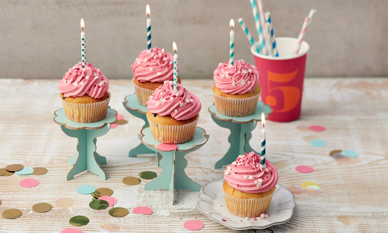 GeburtstagsCupcakes Rezept Dr. Oetker