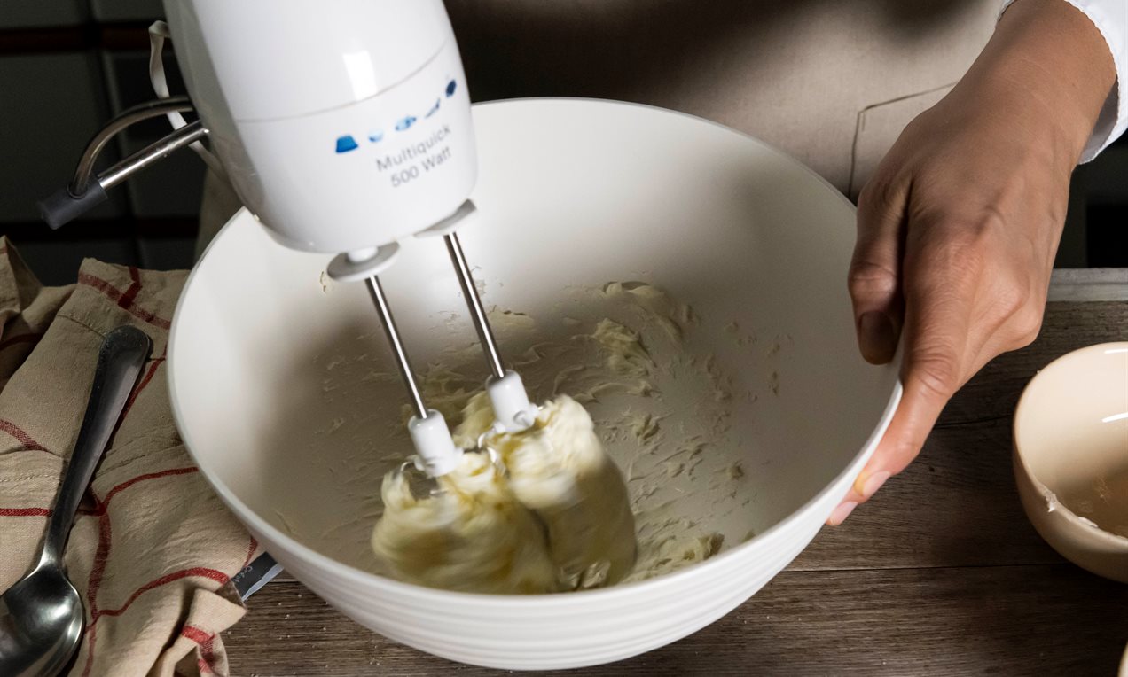 Step_torta di mele con gocce di cioccolato