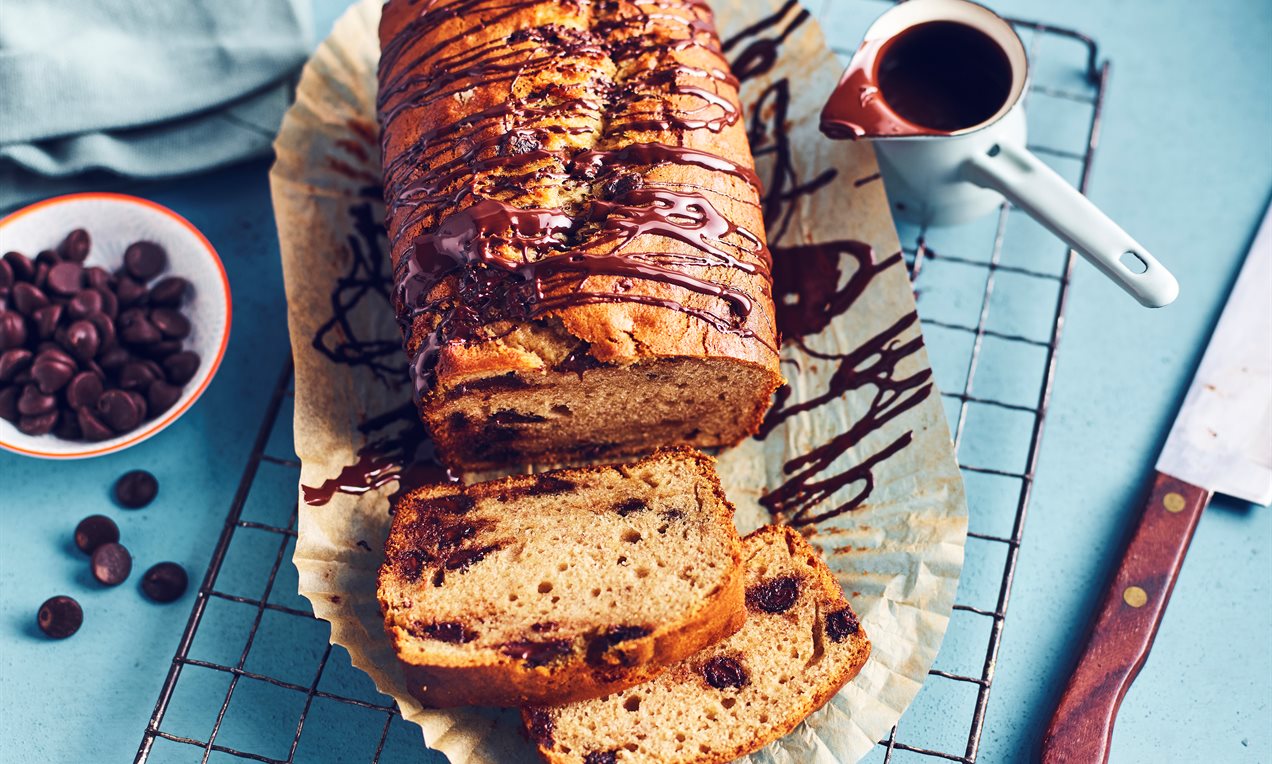 Banana and Chocolate Chip Vegan Loaf Recipe | Dr. Oetker
